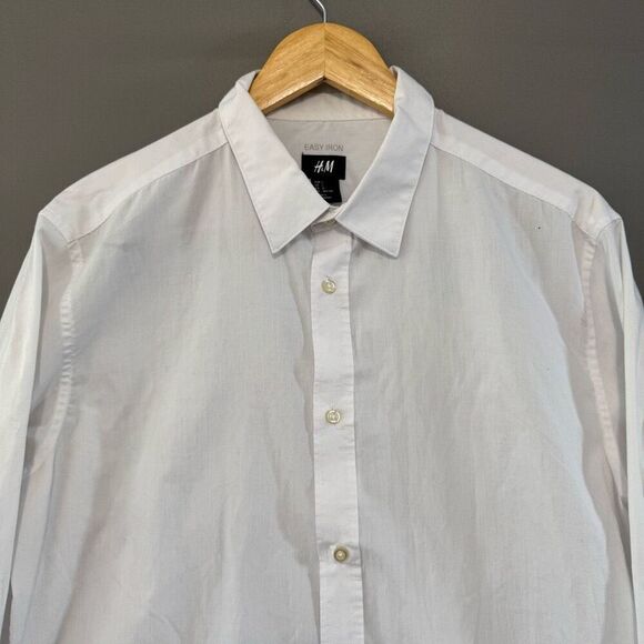 H&M White Men’s Button Down Shirt Size Large Easy Iron Cotton Polyester Blend - Picture 2 of 8